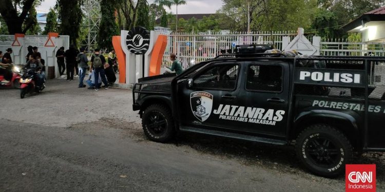 Kritik Mahasiswa terhadap Pengamanan Ketat di UNM saat Hardiknas di Makassar
