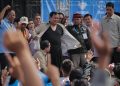 Prabowo Menari dan Buka Baju di Panggung Perayaan Hari Buruh