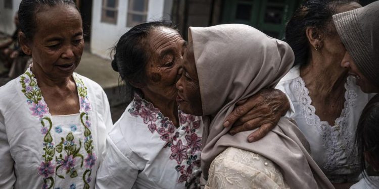 Merawat Kerukunan pada Momen Waisak di Dusun Thekelan