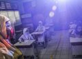 Siapkan Skema Baru untuk Masa Depan Guru Non-ASN oleh Kemendikdasmen