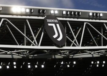 Juventus Tetapkan Harga Bek yang Dincar Barcelona dan Chelsea