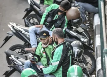 Aturan Baru Kemenhub Potongan Komisi Ojol Menjadi 8 Persen