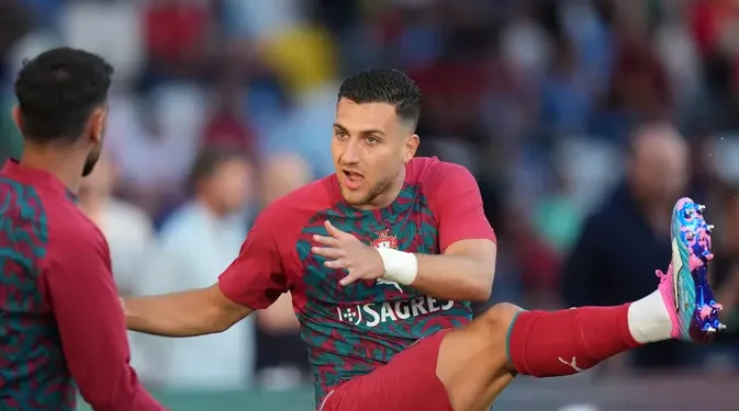 Portugal Tetap Kuat Meski Diterpa Kritik, Diogo Dalot Ungkap Peran Besar Cristiano Ronaldo