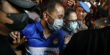 Roy Suryo dan Dokter Tifa Ditempatkan di Rumah Sakit Polri