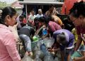 Kisah Warga Tasikmalaya Bertahan Hidup dengan Air Masjid di Musim Kemarau