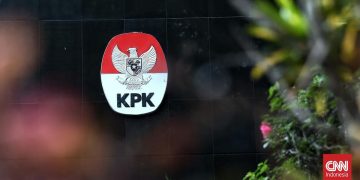 KPK Menahan Tiga Tersangka Kasus Korupsi Pembangunan Gedung Pemkab Lamongan