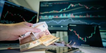 Pembantu Ini Berani Kuras Tabungan untuk Beli Saham, Inilah Nasibnya