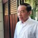Warga Serbu Rumah, Jokowi Memilih Turun dari Mobil dan Berjalan Kaki