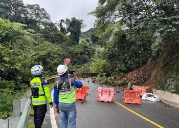Longsor di Lembah Anai, Jalur Utama Padang-Bukittinggi Terputus Total