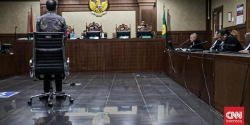 Pertimbangan Hakim Dissenting Opinion Vonis Nadiem oleh Andi Saputra