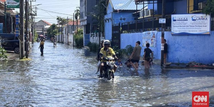 Walkot Surabaya Minta Maaf Akibat Banjir Selama Dua Hari Berturut-turut