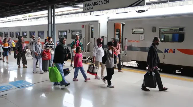 10 Stasiun Paling Ramai di Indonesia Tahun 2026