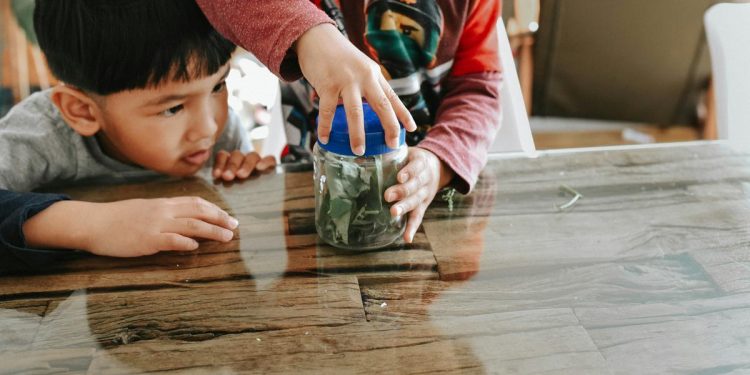5 Metode Mengajak Anak Mempelajari Tentang Uang