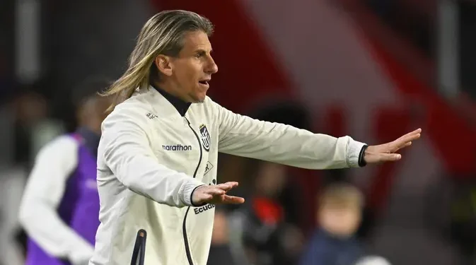 Sebastian Beccacece Mengundurkan Diri, Tumbal Piala Dunia 2026 Semakin Banyak