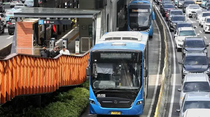 Tarif Transjakarta Diusulkan Menjadi Lima Ribu Rupiah