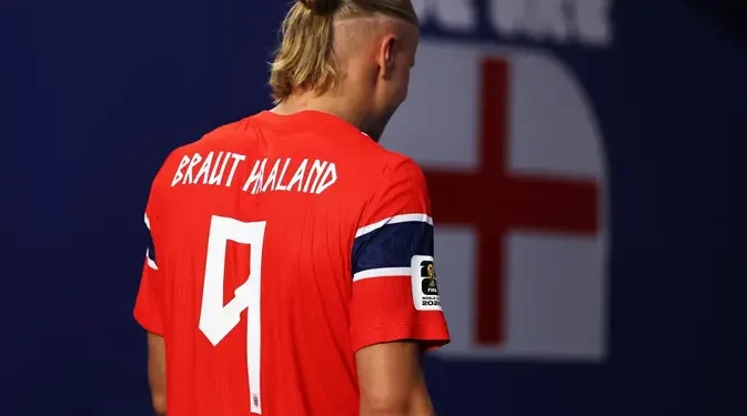 Erling Haaland Tertekan oleh Inggris dalam Pertandingan Ini