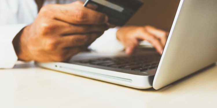 Luncurkan Kartu Kredit Galaxy Card, Kapan Tersedia?