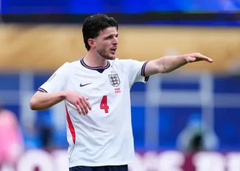 Declan Rice Terbaring di Tempat Tidur Selama 3 Hari