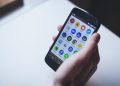 Mendikdasmen Rilis Edaran Pembatasan Penggunaan Gadget di Sekolah