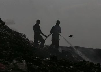 Kebakaran TPA Jatiwaringin Hari ke-10, Tersisa 5 Persen Titik Api