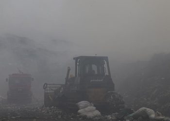 Kemenkes Tangani Warga ISPA Akibat Kebakaran TPA Jatiwaringin