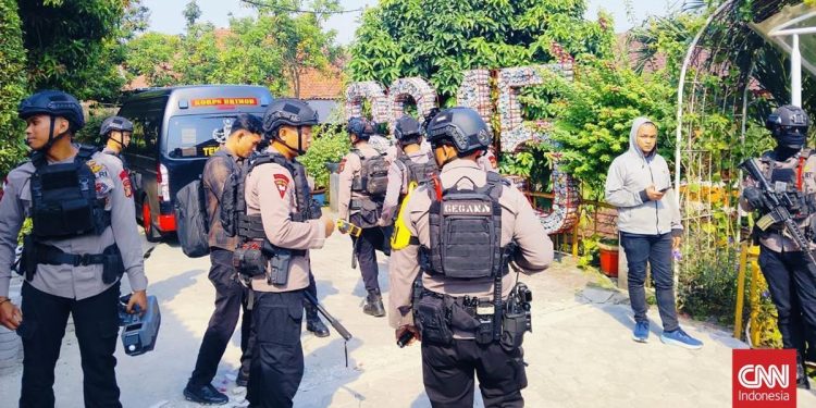 Pelaku Teror Bom ke Sekolah Dasar Jakarta Selatan Kirim Pesan Serupa ke Ketua RT