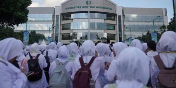Viral Mahasiswa Yogya Berbusana Wanita Masuk Toilet Mahasiswi