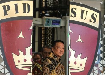 Kejagung Bantah Eks Jampidsus Umrah: Dia Masih di Indonesia