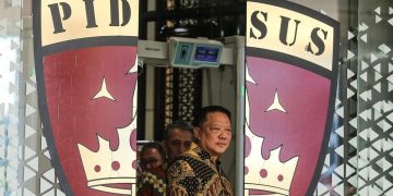 Kejagung Bantah Eks Jampidsus Umrah: Dia Masih di Indonesia