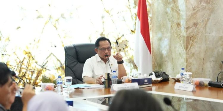 Usulan Tito untuk Pembatasan Biaya Kampanye setelah OTT Kepala Daerah