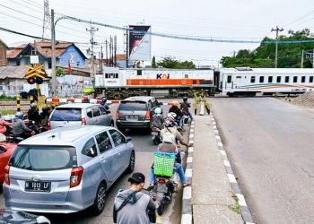 Benahi 190 Perlintasan Sebidang, Progres Konstruksi KAI Capai 77%