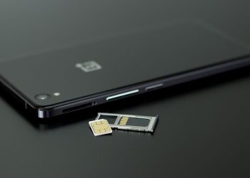 Registrasi Kartu SIM Wajib Biometrik Wajah dan Akses NIK serta KK Ditutup Selamanya
