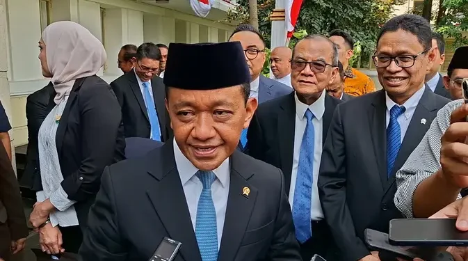 PLTS 100 GW Mengurangi Beban APBN, Impor Solar Akan Dikurangi