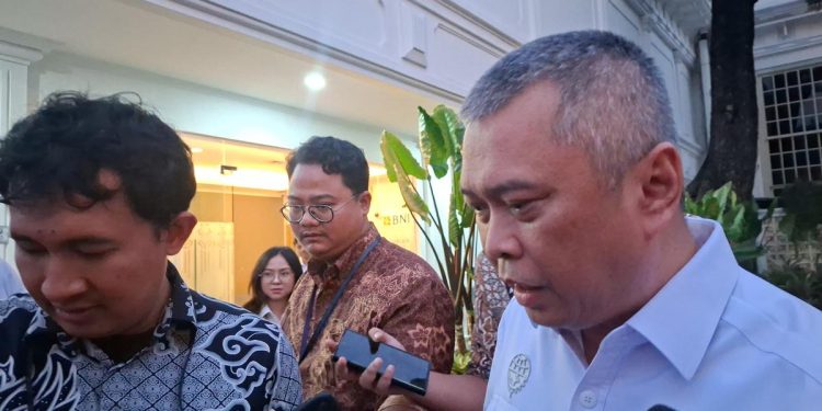 Investor China dan Rusia Tertarik Membangun Jalur Kereta Trans Kalimantan