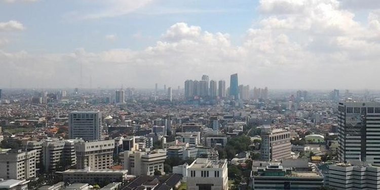 Prakiraan Cuaca Jakarta Senin Menyebutkan Beberapa Wilayah Berawan Tebal