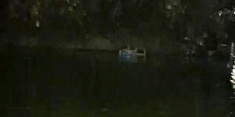 WN Aljazair Berendam di Danau Sunter, Bersikukuh Tak Mau Dievakuasi