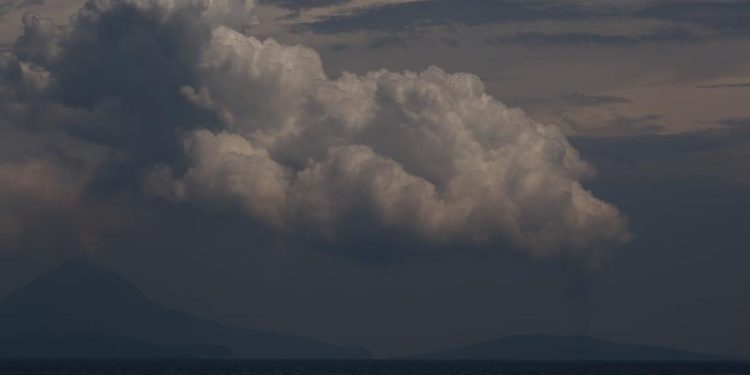 Erupsi Gunung Anak Krakatau, Warga Dihimbau Jauhi Radius 3 Kilometer