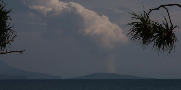 Tinggi Gunung Anak Krakatau Setelah 2018 Belum Dapat Picu Tsunami