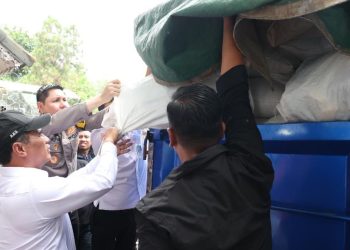 Temuan Beras SPHP Campuran, Mentan Amran: Mafia Pangan Memang Ada