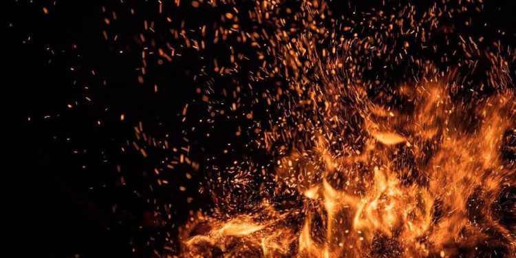 Motor Balap Terbakar Saat Latihan di Stadion Tangerang