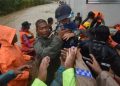 Warga Terjebak Banjir Bandang di Padang, Tim Evakuasi Diterjunkan oleh BPBD