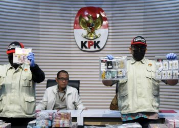 Fakta Dugaan Suap Dana Karhutla dan Gempa NTT oleh Adik Eks Pimpinan BNPB