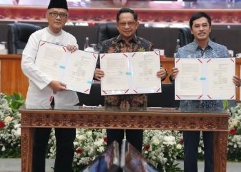 Tito Teken Digitalisasi Layanan Haji Berbasis Data Kependudukan