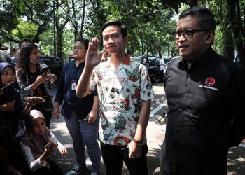 PDIP Dapatkan Ajakan PKS Bahas Polemik Ijazah Wapres Gibran di DPR