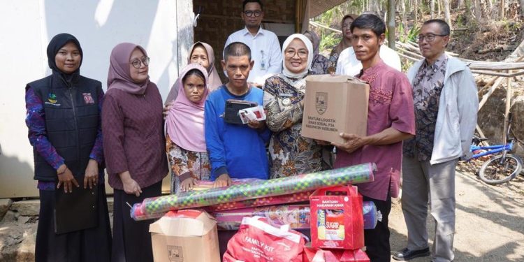Keluarga Prasejahtera di Buayan Mendapat Bantuan Membangun Rumah Pasca Kebakaran