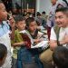 Momen Sidak Sekolah Rakyat oleh Seskab Teddy di Cikarang